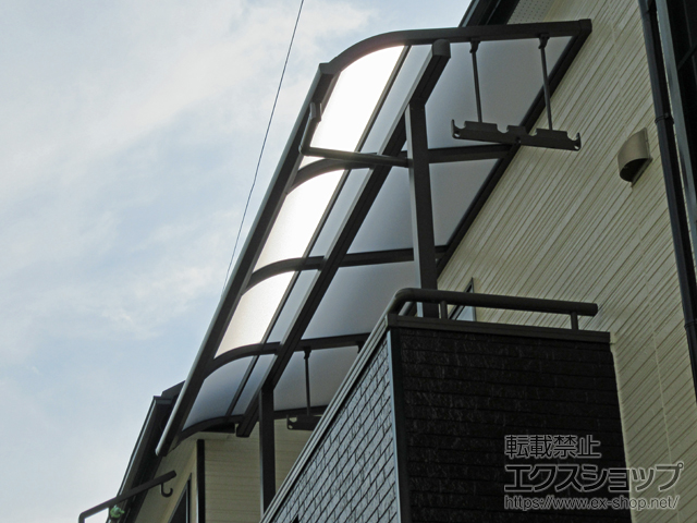 埼玉県草加市ののバルコニー・ベランダ屋根 スピーネ R型 屋根タイプ 単体 積雪〜20cm対応 施工例