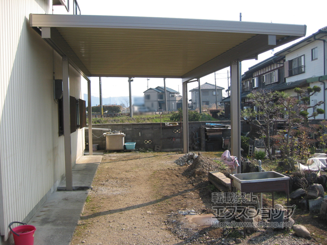 滋賀県東近江市ののカーポート テリオスポートIII 1500 2台用 間口延長 角柱4本仕様 積雪〜50cm対応 施工例