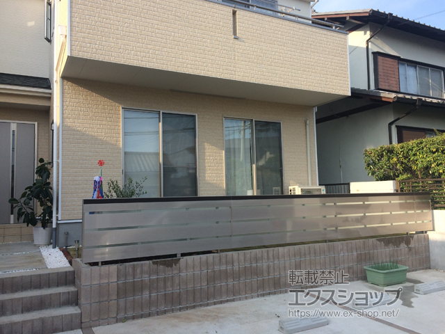 静岡県田方郡函南町ののフェンス・柵 アルディフェンス 6型 木調タイプ 自由支柱タイプ 施工例