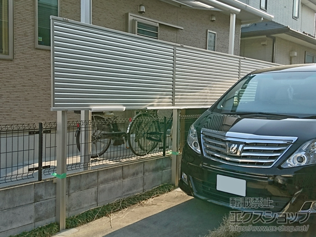 埼玉県さいたま市ののフェンス・柵 ミエーネフェンス 目隠しルーバータイプ 2段支柱 自立建て用（パネル1段） 施工例