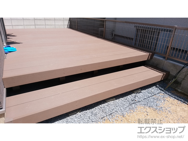 香川県高松市ののウッドデッキ リウッドデッキ 200※片側面段床あり 施工例