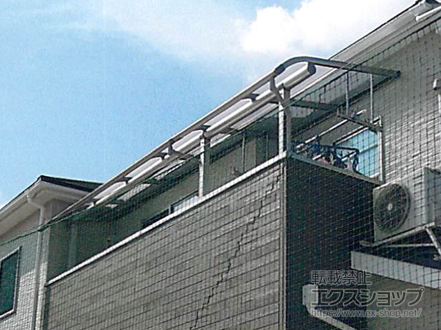 兵庫県姫路市ののバルコニー・ベランダ屋根 ヴェクターテラス R型 屋根タイプ 連棟 積雪〜20cm対応 施工例