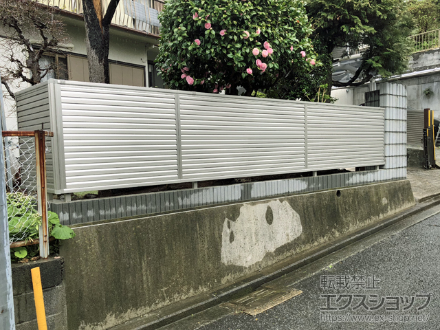 神奈川県横浜市ののフェンス・柵 ミエーネフェンス 目隠しルーバータイプ 自由柱施工 施工例