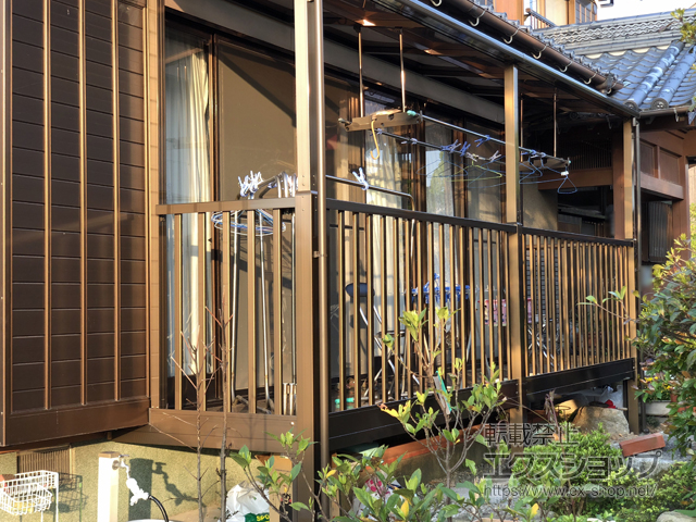 福岡県柳川市ののバルコニー・ベランダ屋根 スピーネ F型 ビューステージHスタイル屋根タイプ 連棟 積雪〜20cm対応 施工例