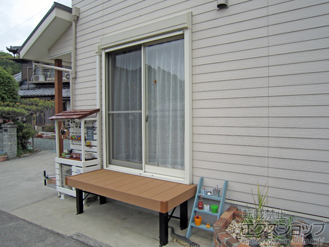 静岡県磐田市ののウッドデッキ リウッドデッキ 200 施工例