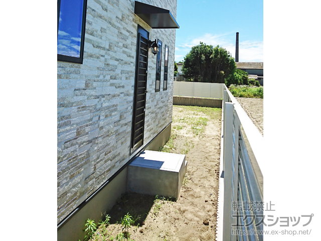 愛知県稲沢市ののフェンス・柵 ミエーネフェンス 目隠しルーバータイプ 自由柱施工 施工例