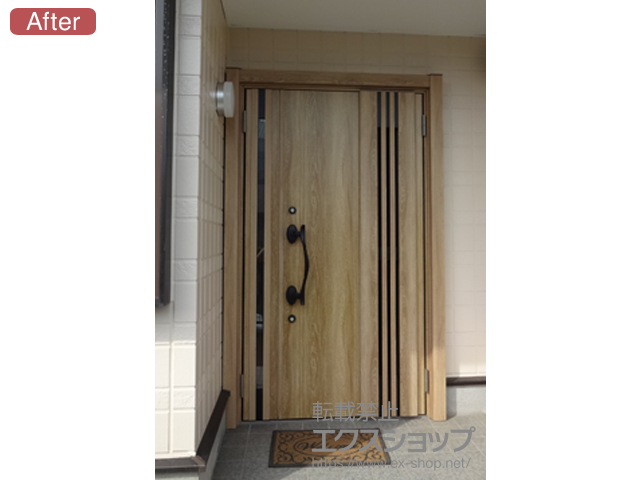 福岡県筑紫野市のLIXIL リクシル（トステム）の玄関ドア リシェント 玄関ドア3 断熱K4仕様 手動 親子仕様(ランマ無)R M83型 施工例