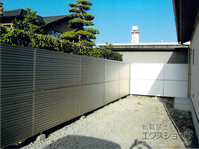 愛知県瀬戸市ののフェンス・柵 ミエーネフェンス 目隠しルーバータイプ 自由柱タイプ 施工例