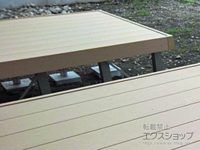 富山県中新川郡立山町ののウッドデッキ リウッドデッキ 200 施工例