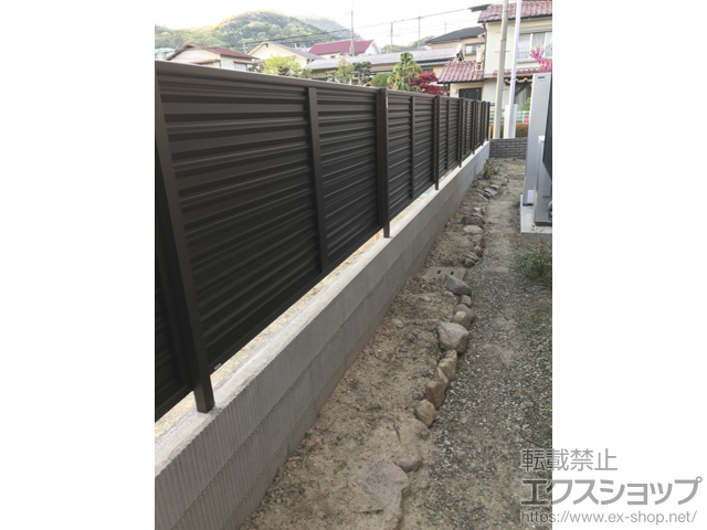 兵庫県西宮市ののフェンス・柵 ミエーネフェンス 目隠しルーバータイプ 自由柱施工 施工例
