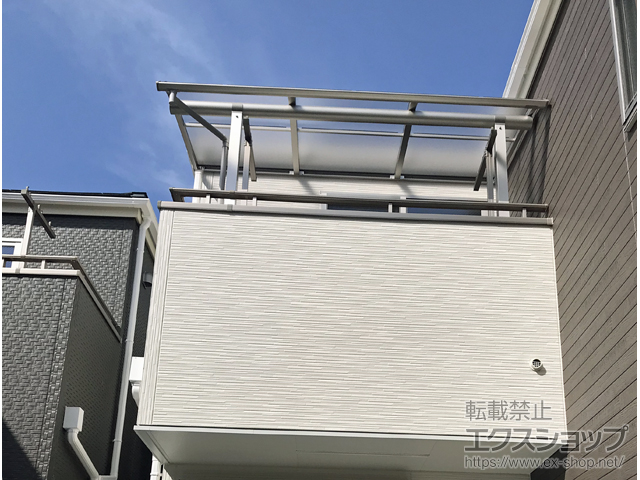 大阪府大阪市ののバルコニー・ベランダ屋根 ヴェクターテラス R型 屋根タイプ 単体 積雪〜20cm対応 施工例