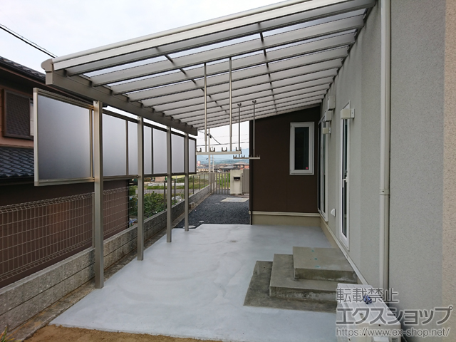 香川県東かがわ市ののテラス屋根 ヴェクターテラス F型 ビッグサイズ 単体 積雪〜20cm対応 施工例