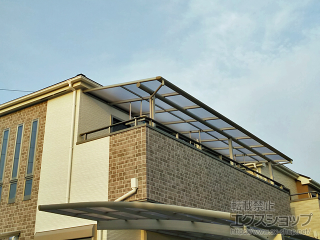 奈良県北葛城郡河合町ののバルコニー・ベランダ屋根 ヴェクターテラス F型 屋根タイプ 連棟 積雪〜20cm対応 施工例