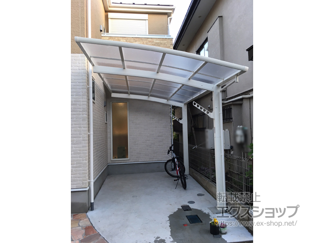 東京都練馬区ののカーポート レイナポートグラン　積雪〜20cm対応＋レイナポートグラン 水平式物干し（カーポート柱用）標準 2本入り×1セット 施工例