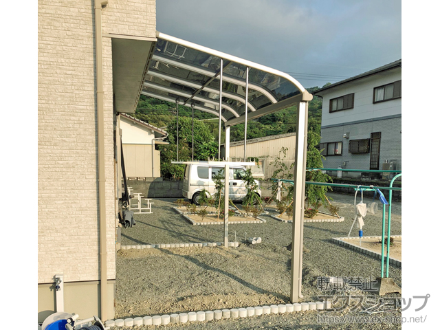 熊本県八代市ののテラス屋根 プレシオステラス R型 テラスタイプ 単体 積雪〜20cm対応 施工例