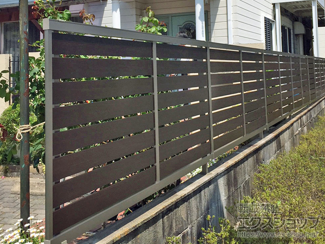 岐阜県大垣市ののフェンス・柵 セレビューフェンス RP3型　自在柱 施工例