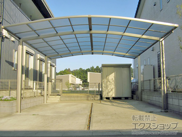 茨城県つくば市ののカーポート ネスカR (ラウンドスタイル) ワイド 積雪〜20cm対応 施工例