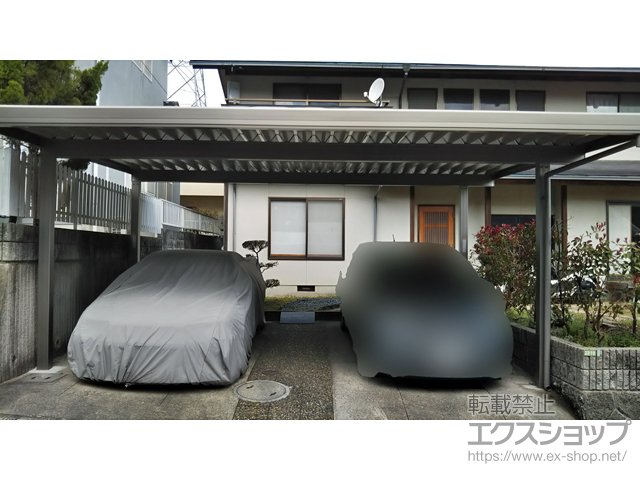 広島県広島市のLIXIL リクシル（トステム）のカーポート テリオスポートIII 900 2台用 角柱4本 積雪〜30cm対応 施工例