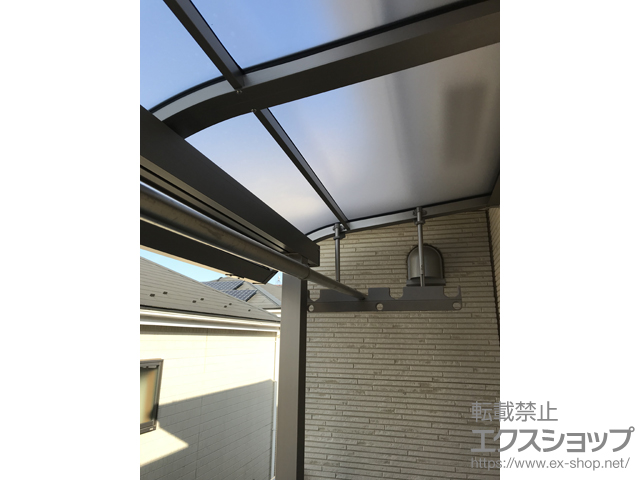 埼玉県所沢市ののバルコニー・ベランダ屋根 スピーネ R型 屋根タイプ 単体 積雪〜20cm対応 施工例