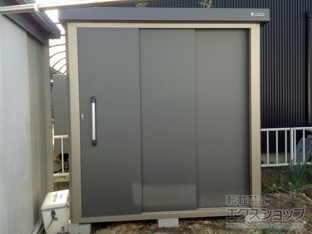 滋賀県高島市のの物置・屋外倉庫 エスケーエイト SK8-50 一般型 1800×800×1940 SK8-50-GK 施工例