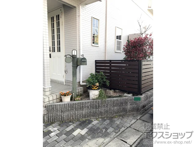 福岡県糟屋郡新宮町のValue Selectのフェンス・柵・塀 モクアルフェンス 横板タイプ 自由柱施工 施工例