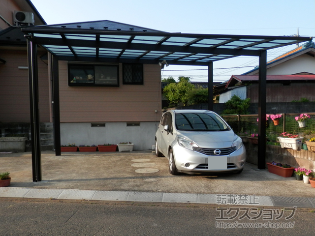 神奈川県愛甲郡愛川町ののカーポート エフルージュ ツイン 積雪〜20cm対応 施工例