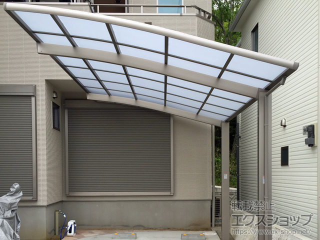 大阪府大阪狭山市ののカーポート ネスカR (ラウンドスタイル) 積雪〜20cm対応 施工例