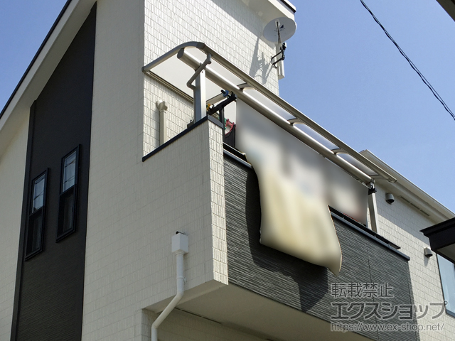 神奈川県横浜市ののサイクルポート・駐輪場、バルコニー・ベランダ屋根 ヴェクターテラス R型 屋根タイプ 単体 積雪〜20cm対応 施工例