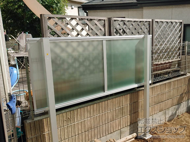 神奈川県横浜市ののフェンス・柵 シンプレオフェンスP1型 2段支柱 自立建て用（パネル1段） 施工例