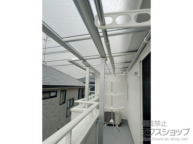 大阪府高槻市ののバルコニー・ベランダ屋根 ヴェクターテラス F型 屋根タイプ 単体 積雪〜20cm対応 施工例
