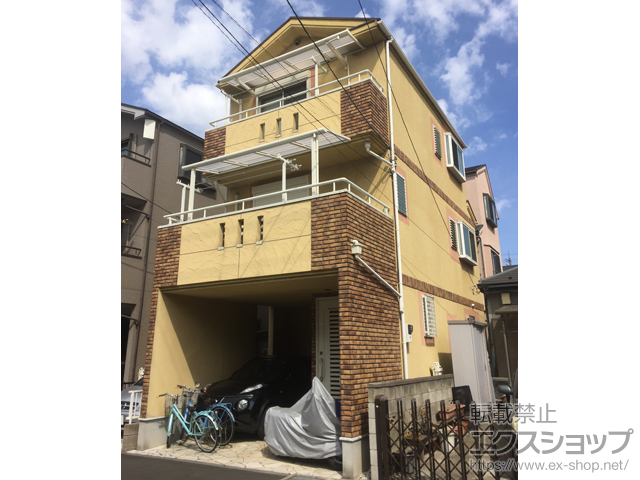 神奈川県川崎市ののバルコニー・ベランダ屋根 スピーネ F型 ルーフタイプ 単体 積雪〜20cm対応 施工例