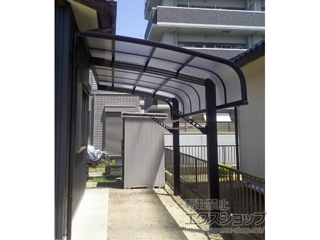 愛知県小牧市ののカーポート レイナキャップポートグラン　積雪〜20cm対応 施工例