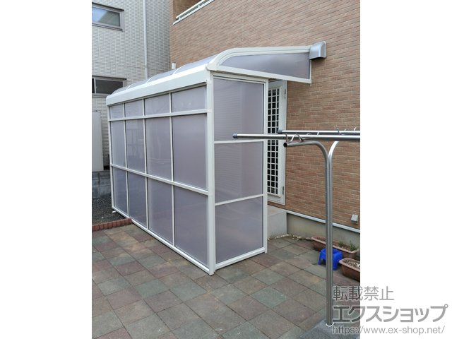 埼玉県飯能市ののストックヤード スピーネストックヤードR型 積雪50cm対応 パネルタイプ 袖壁仕様 施工例