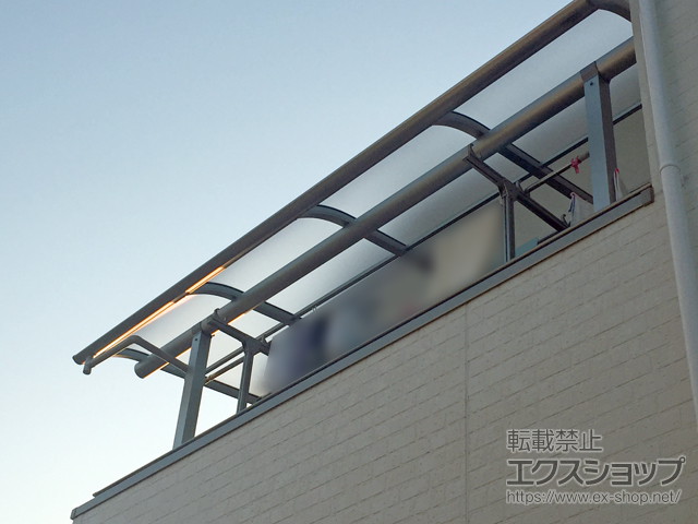 千葉県船橋市ののバルコニー・ベランダ屋根 プレシオステラス R型 屋根タイプ 単体 積雪〜20cm対応 施工例