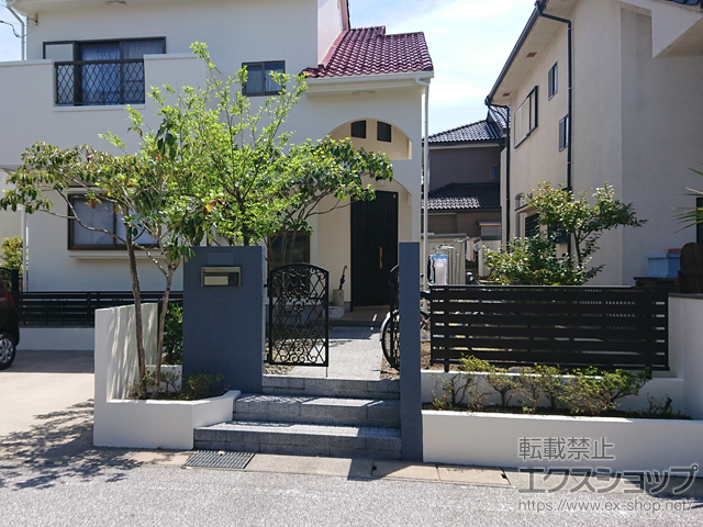 滋賀県彦根市ののフェンス・柵 シンプレオフェンスSY1型 横スリット 自由柱タイプ 施工例