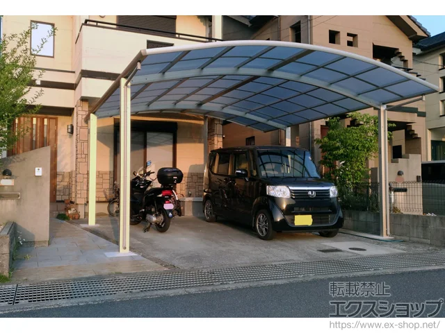 奈良県葛城市のYKKAPのカーポート レイナツインポートグラン　積雪～20cm対応 施工例