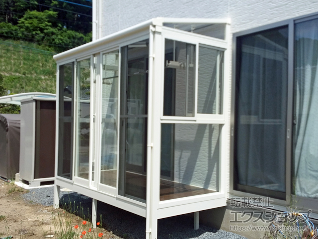 栃木県真岡市ののテラス囲い・サンルーム サニージュ F型 床納まり ランマ無 積雪〜20cm対応 施工例