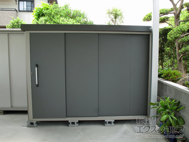 岐阜県安八郡輪之内町のの物置・屋外倉庫 エスケーエイト SK8-130 一般型 2600×1600×1940 SK8-130-GK 施工例