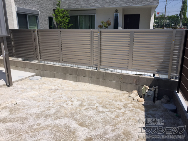 愛知県刈谷市ののフェンス・柵 ミエーネフェンス 目隠しルーバータイプ 自由柱施工 施工例