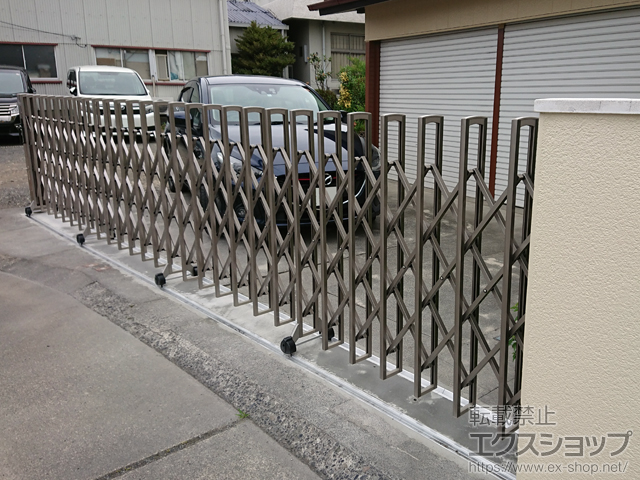 静岡県静岡市ののカーゲート ニューハピネスHG フラットレールタイプ 片開き 625S 施工例