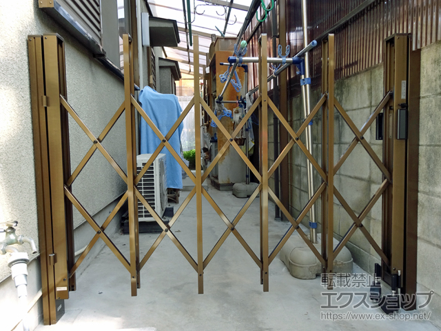 岡山県岡山市ののカーゲート トリップゲート RA型 ノンレール 片開き 16Ｓ 施工例