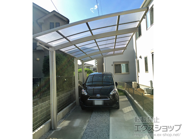 埼玉県上尾市ののカーポート レイナポートグラン 延長　積雪〜20cm対応 施工例