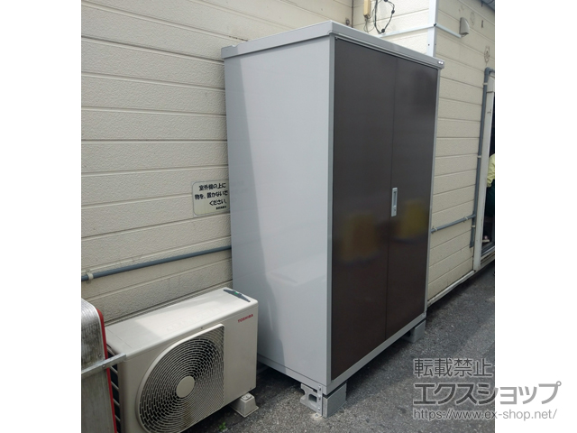 埼玉県春日部市のの物置・屋外倉庫 アイビーストッカー 1320×515×1903 BJX-137E-TB 施工例