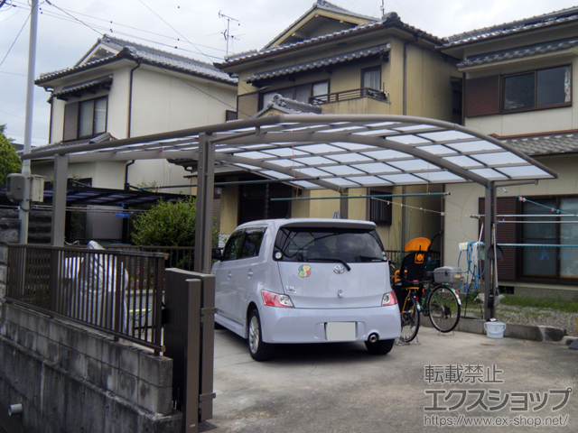 奈良県香芝市ののカーポート ネスカR (ラウンドスタイル) ワイド 積雪〜20cm対応 施工例