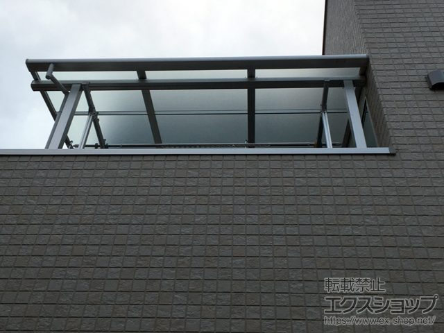 埼玉県新座市ののバルコニー・ベランダ屋根 スピーネ F型 屋根タイプ 単体 積雪〜20cm対応 施工例