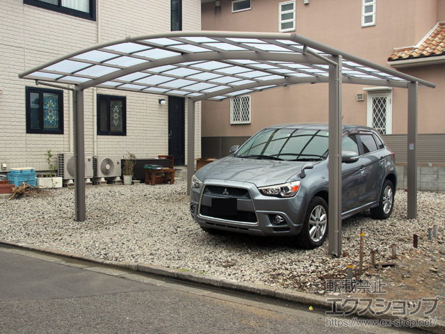 神奈川県平塚市ののカーポート ネスカR (ラウンドスタイル) ワイド 積雪〜20cm対応 施工例