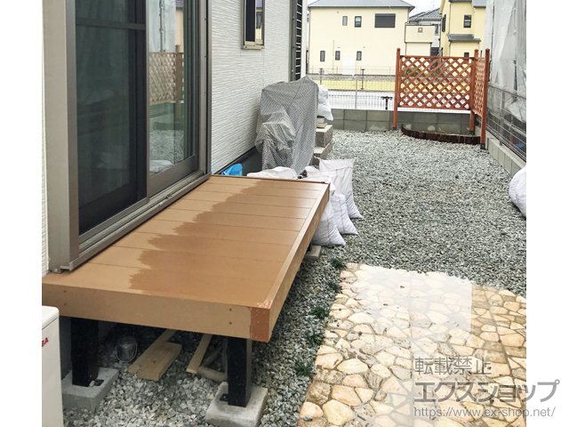 奈良県葛城市ののウッドデッキ リウッドデッキ200 施工例