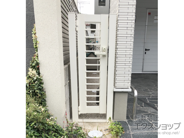 愛知県名古屋市のの門扉 シンプレオ門扉K1型 横格子 片開き専用 埋込門柱+埋込門柱 施工例