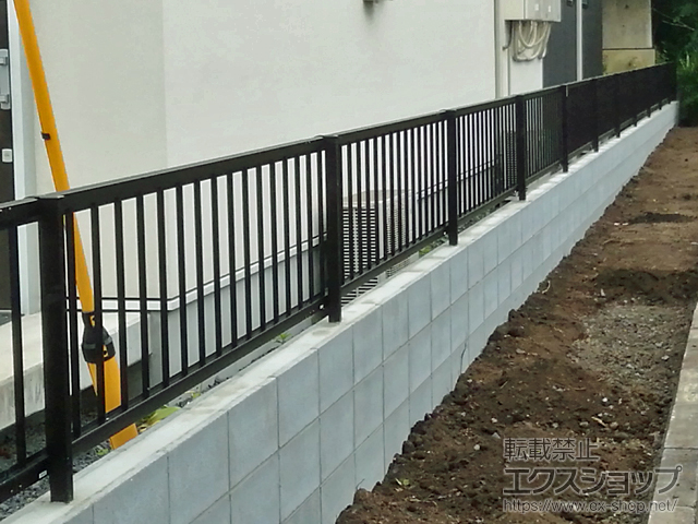栃木県日光市ののフェンス・柵 ミエッタフェンス 防犯たて格子タイプ 自由柱施工 施工例