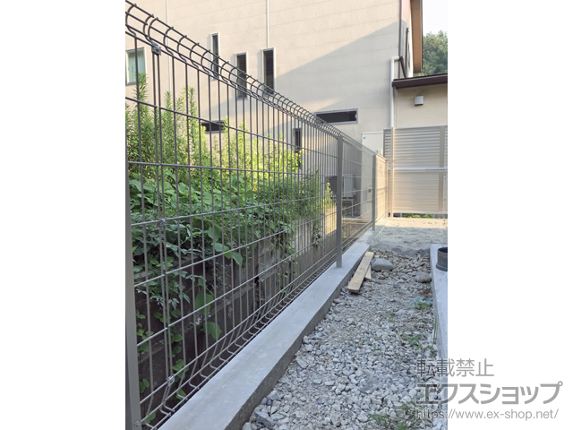 石川県金沢市ののフェンス・柵 イーネットフェンス 2F型 自由柱施工 施工例